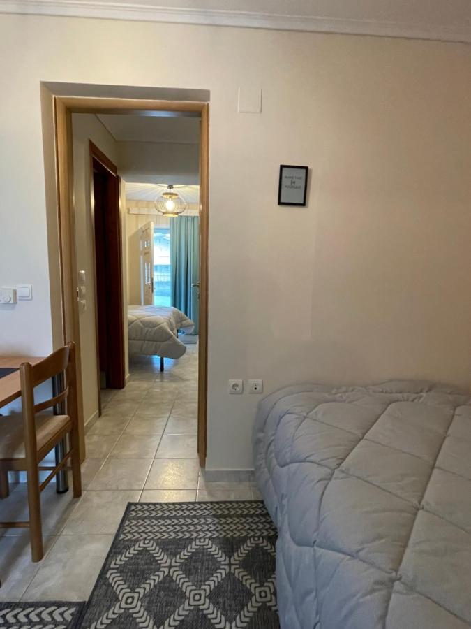 Flo'S Apartments Missolonghi Экстерьер фото