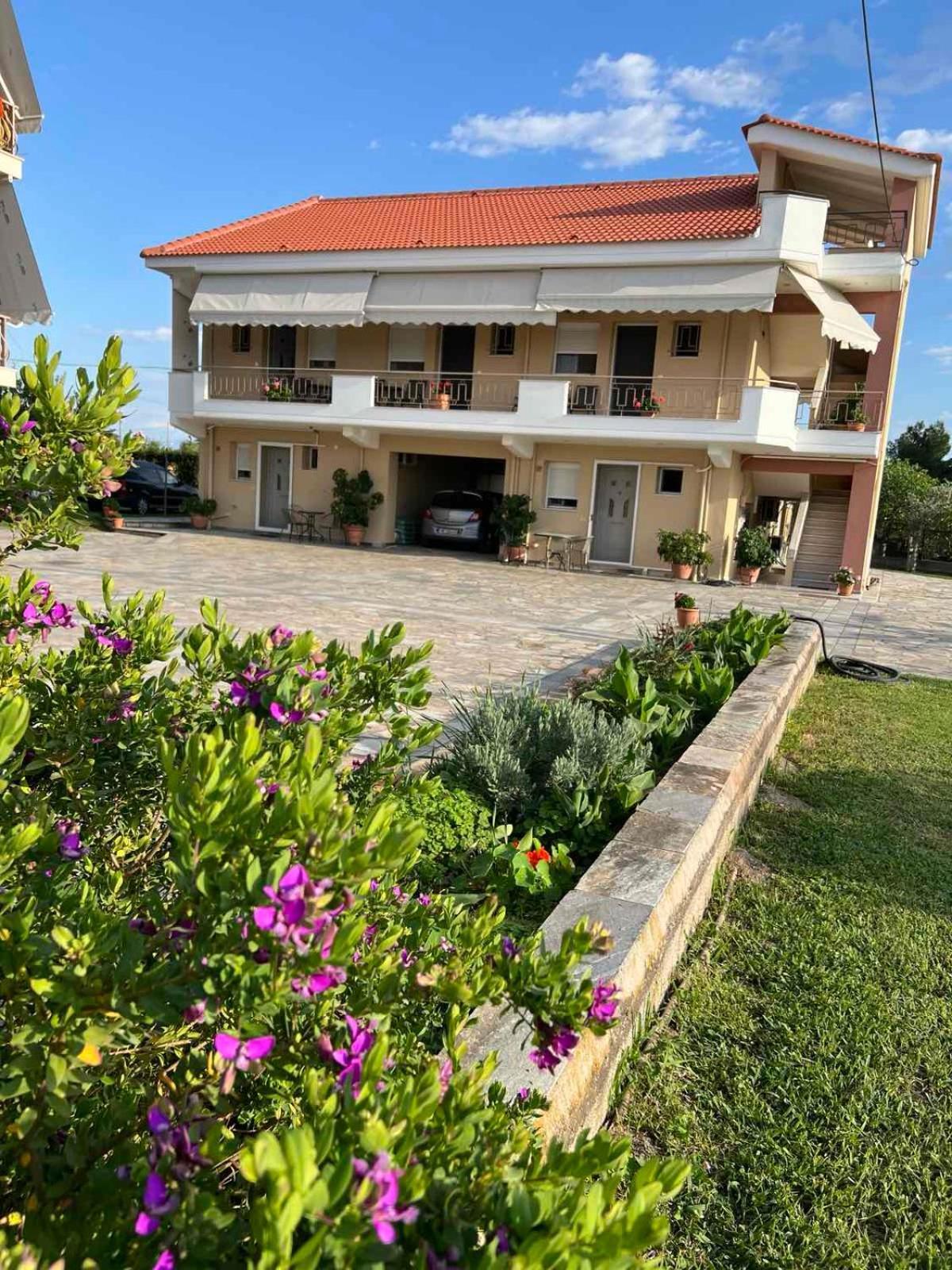 Flo'S Apartments Missolonghi Экстерьер фото